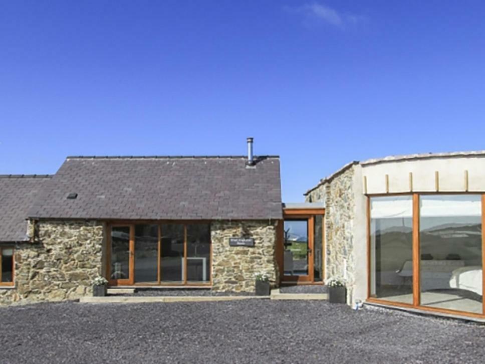 Villa Rhyd Angharad Barns Llanrhyddlad Exterior foto